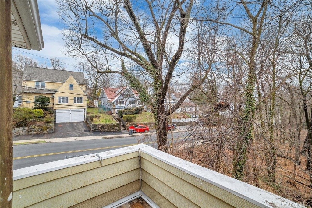 143 Chatterton Parkway - Photo 14