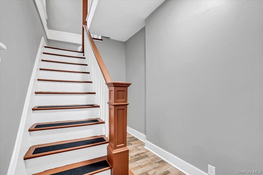 143 Chatterton Parkway - Photo 12