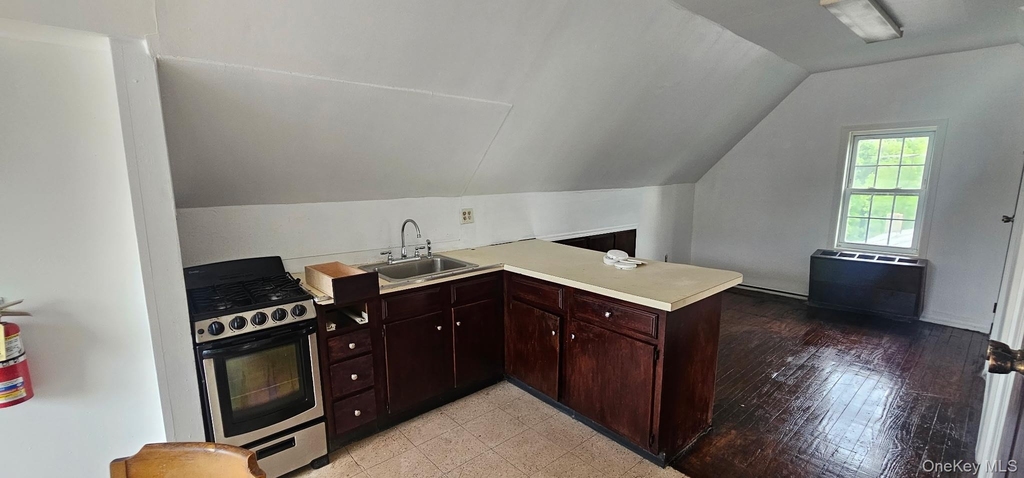 70 Washington Avenue - Photo 1