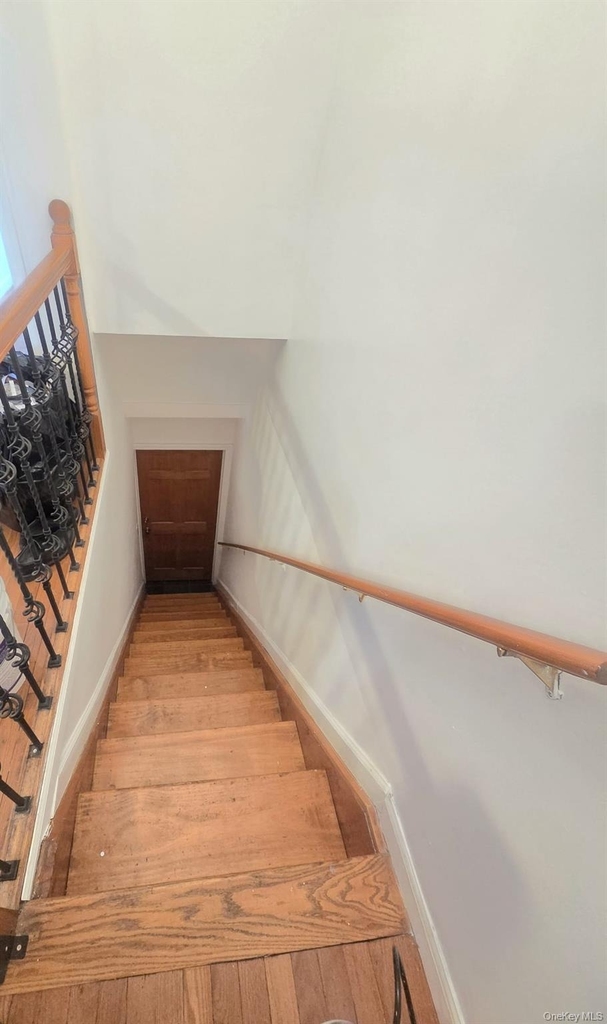 3223 96th Street - Photo 4
