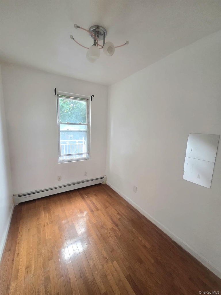 3223 96th Street - Photo 6