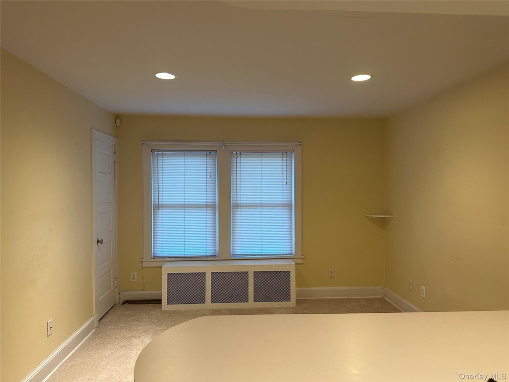 63 Franklin Avenue - Photo 4