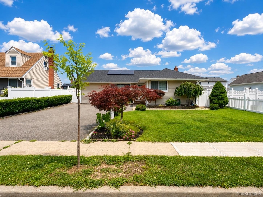 35 Taylor Avenue - Photo 0