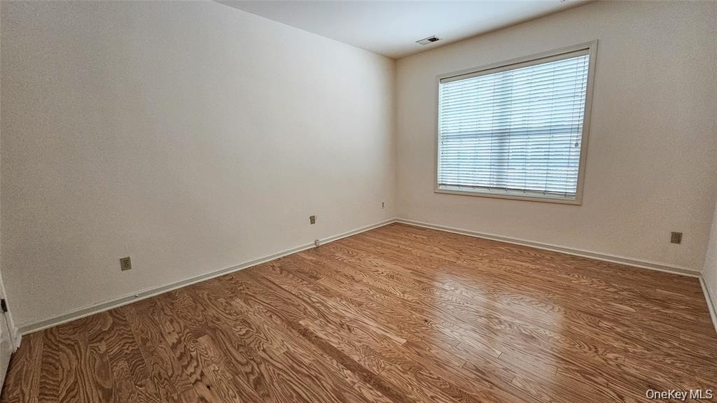 105 Canter Court - Photo 13