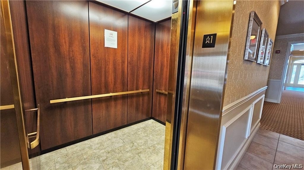105 Canter Court - Photo 19