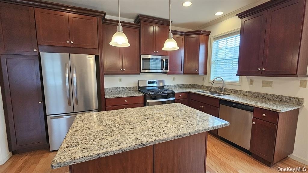 105 Canter Court - Photo 12