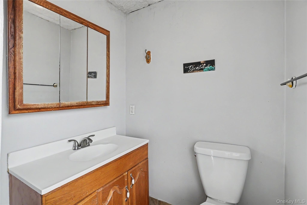 39 Spruce St - Photo 10