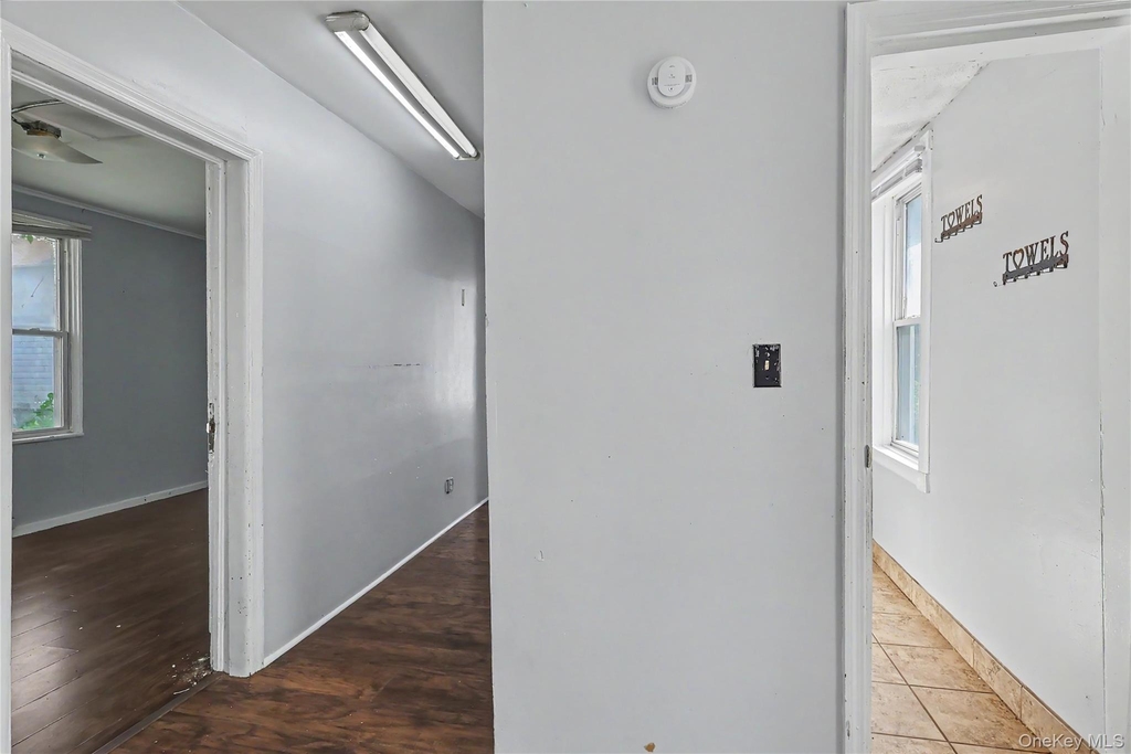 39 Spruce St - Photo 5