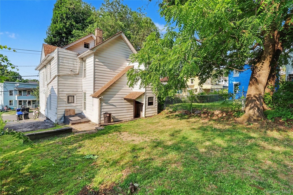 39 Spruce St - Photo 37