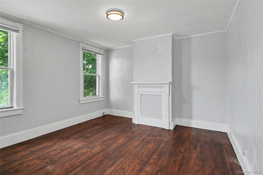 39 Spruce St - Photo 13