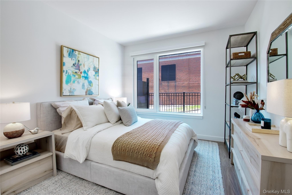 333 Warner Avenue - Photo 16