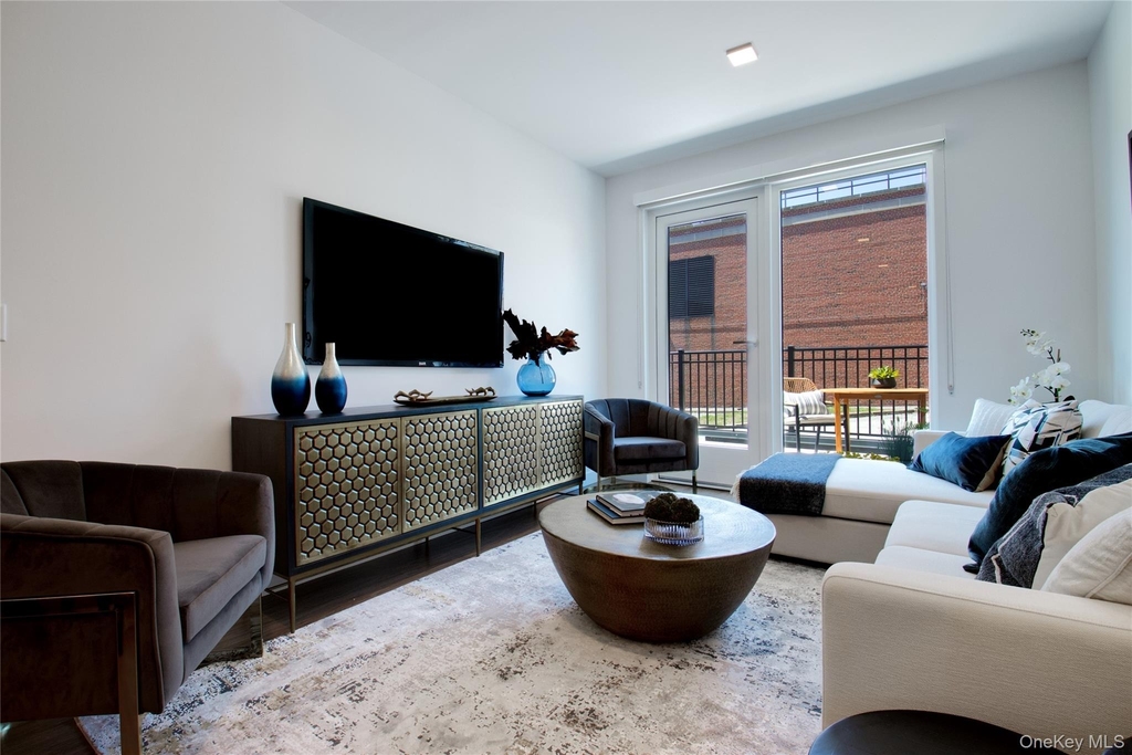 333 Warner Avenue - Photo 9