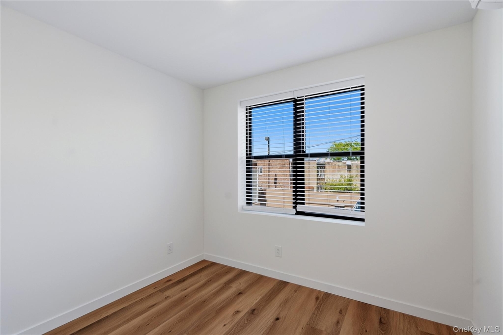 6249 60th Street - Photo 5