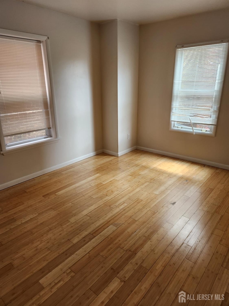 22 Pennsylvania Avenue - Photo 1