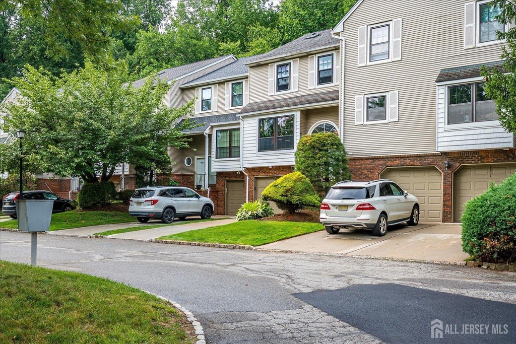 4506 Stonehedge Road - Photo 1