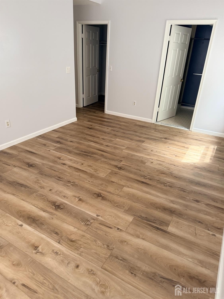 343 Ventnor Court - Photo 18