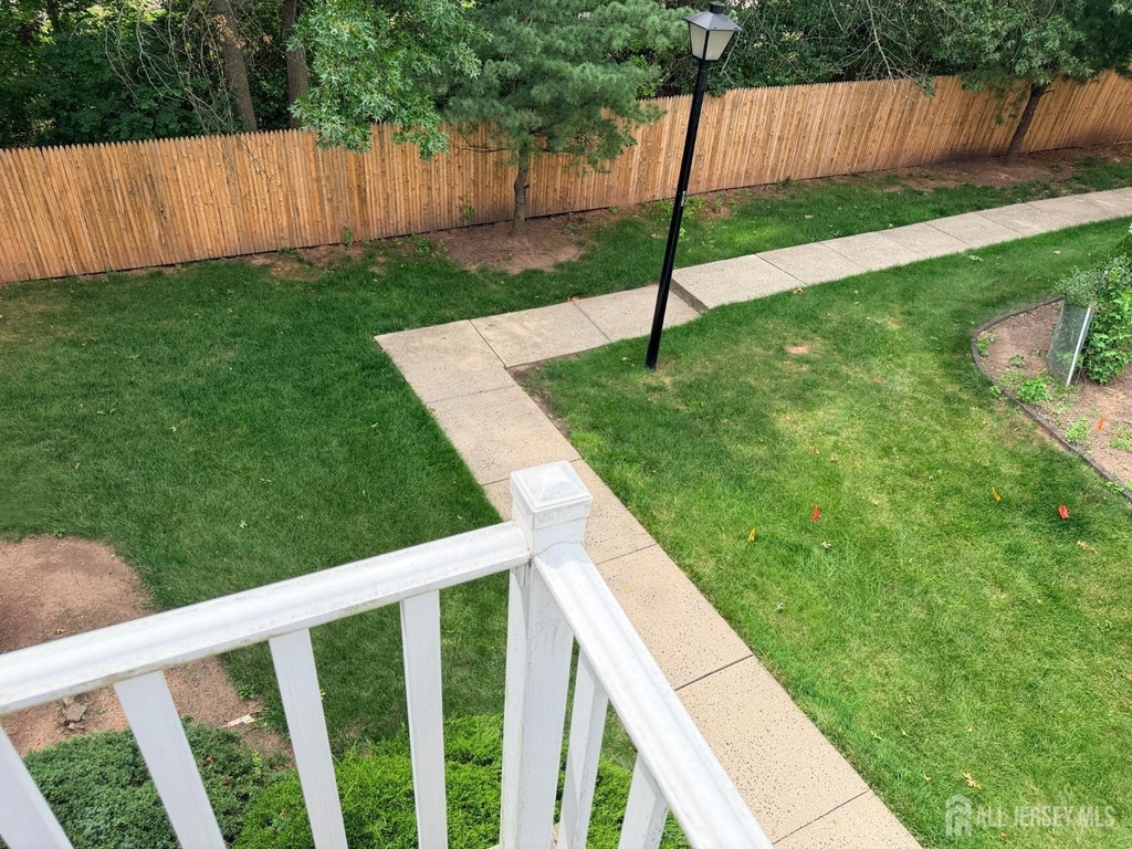 343 Ventnor Court - Photo 9
