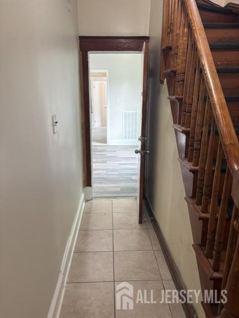 331 Somerset Street - Photo 1