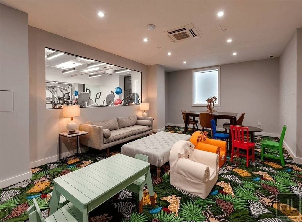 252 West 76th Street - Photo 8
