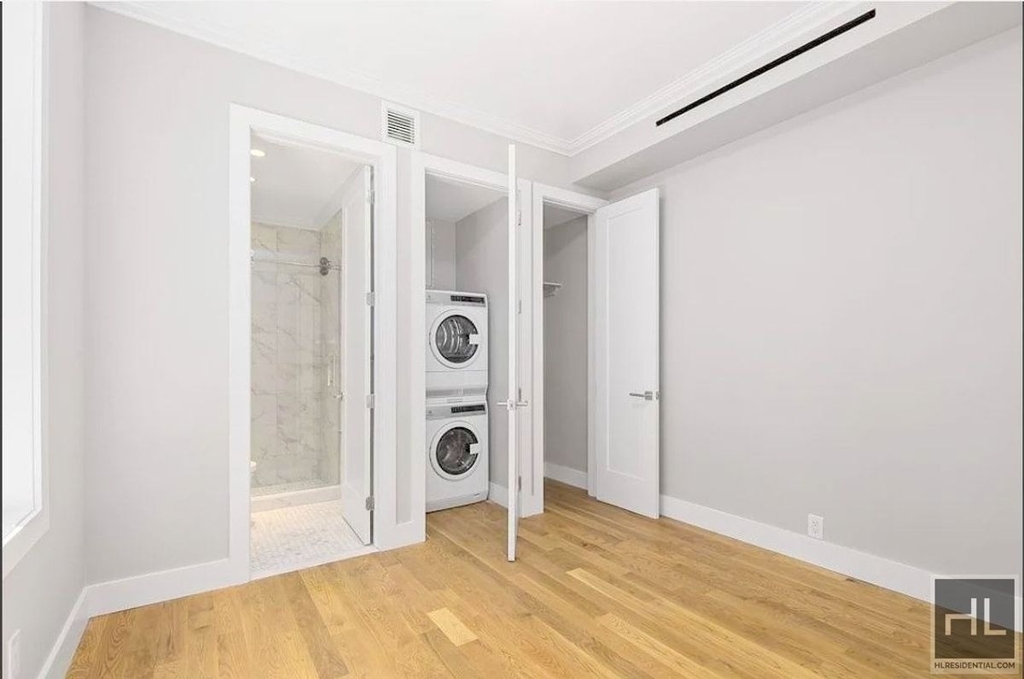 252 West 76th Street - Photo 3