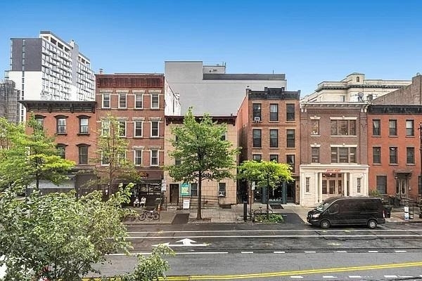 550 Vanderbilt Avenue - Photo 1