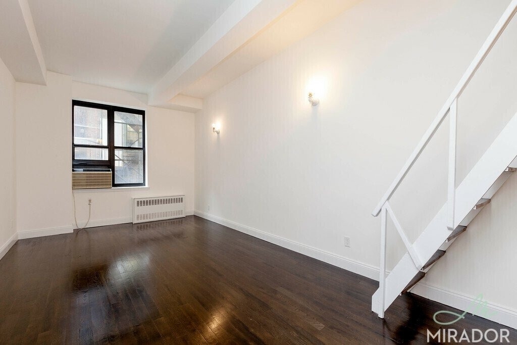43 W 16th Street - Photo 0