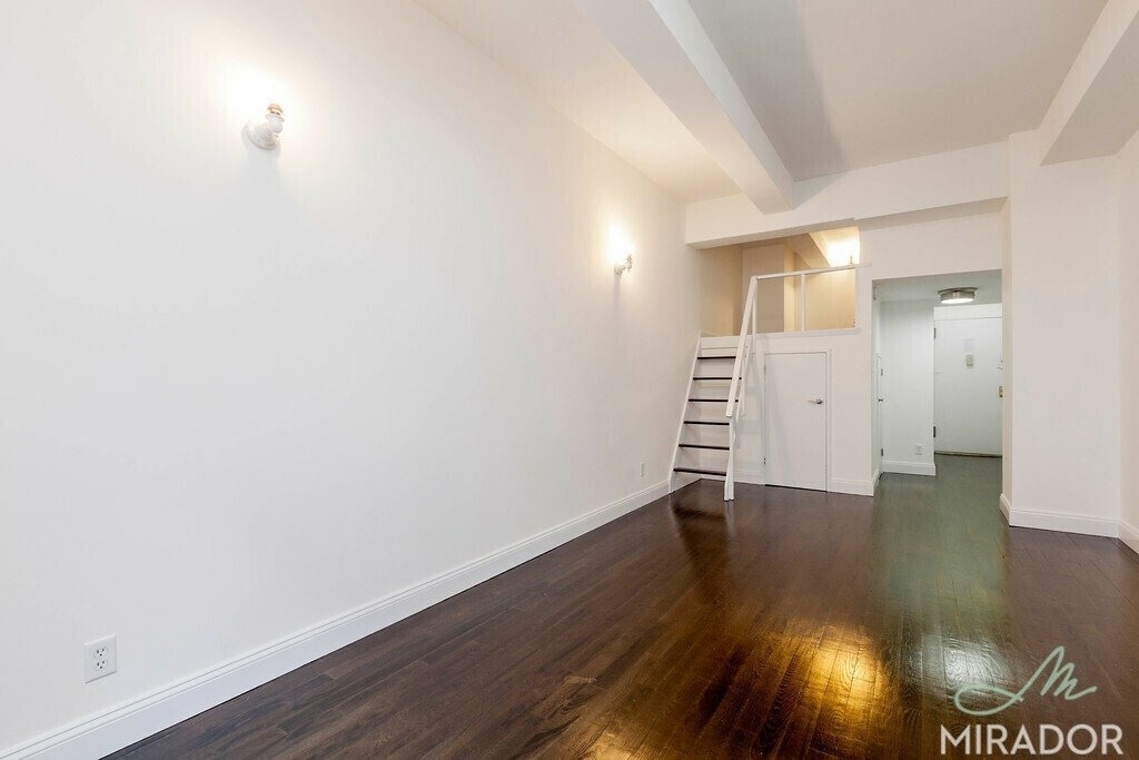 43 W 16th Street - Photo 1