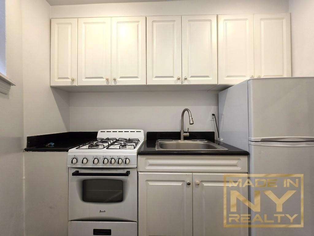 171 E 77th Street - Photo 3