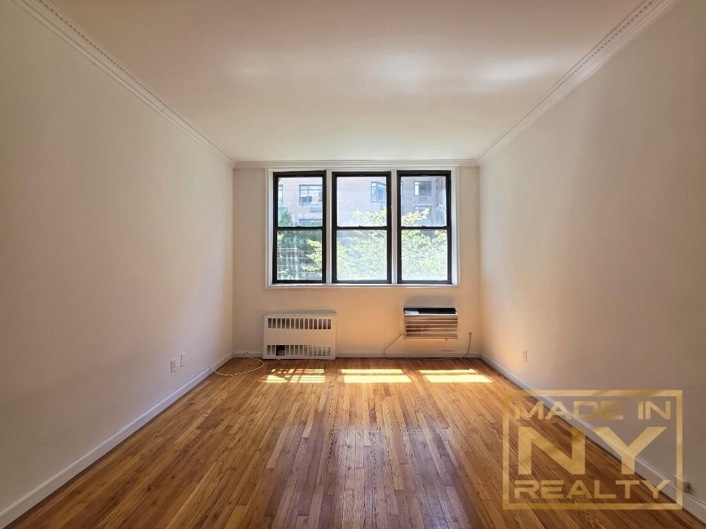 171 E 77th Street - Photo 0