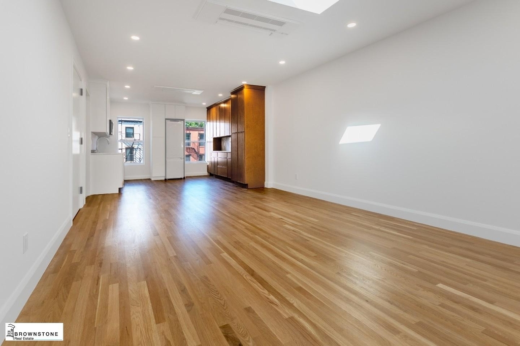 173 Carroll Street - Photo 3