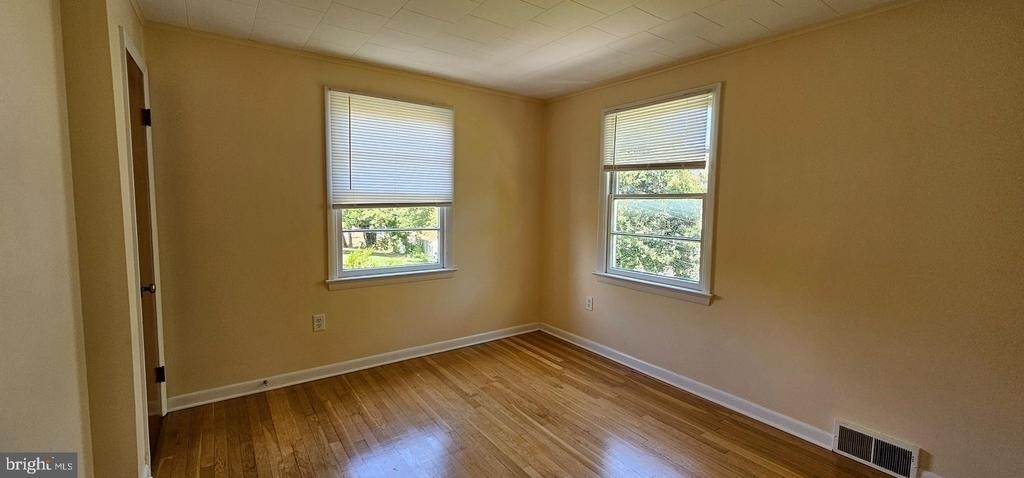 220 E Whitlock Avenue - Photo 7