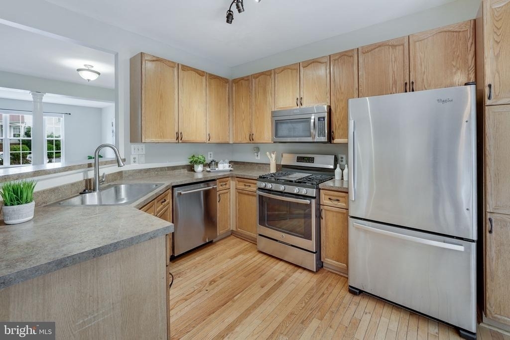 4888 Ebb Tide Court - Photo 4