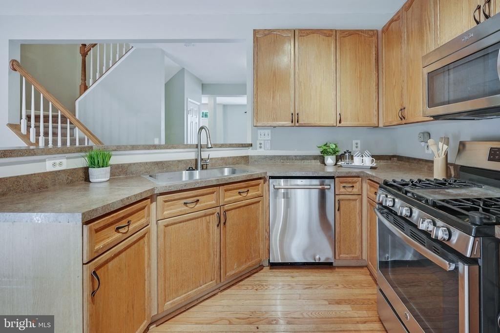 4888 Ebb Tide Court - Photo 5