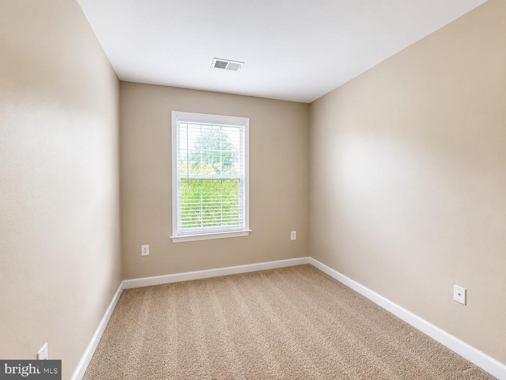 6065 Ticket Way - Photo 13