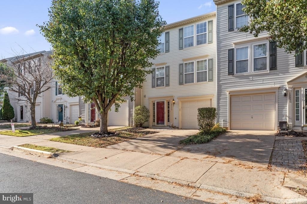 10339 Gent Court - Photo 1