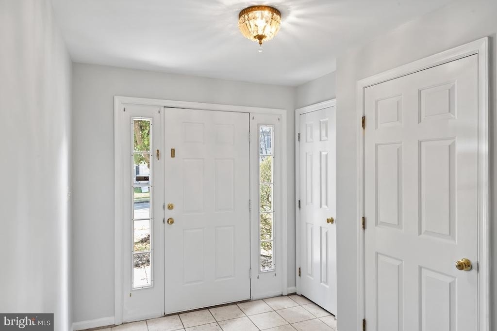 10339 Gent Court - Photo 9