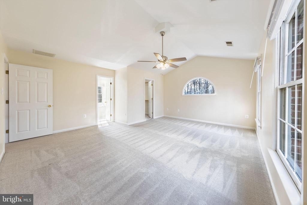 36767 Pelham Court - Photo 16