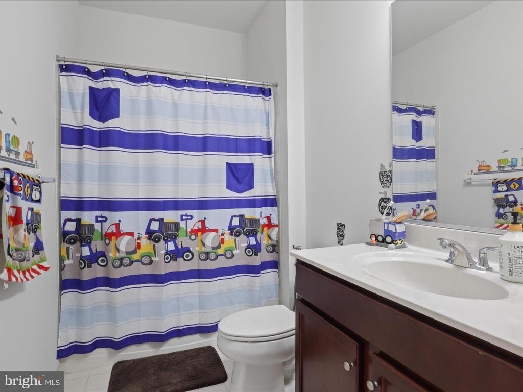 25441 Hartland Orchard Terrace - Photo 16