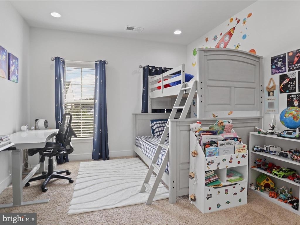 25441 Hartland Orchard Terrace - Photo 13