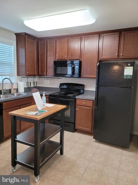 25117 Sweet Myrtle Square - Photo 16