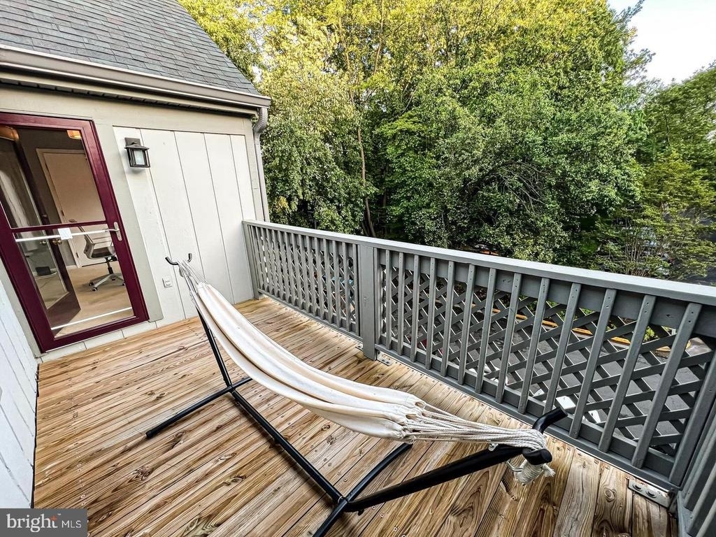 2239 Hunters Run Drive - Photo 13