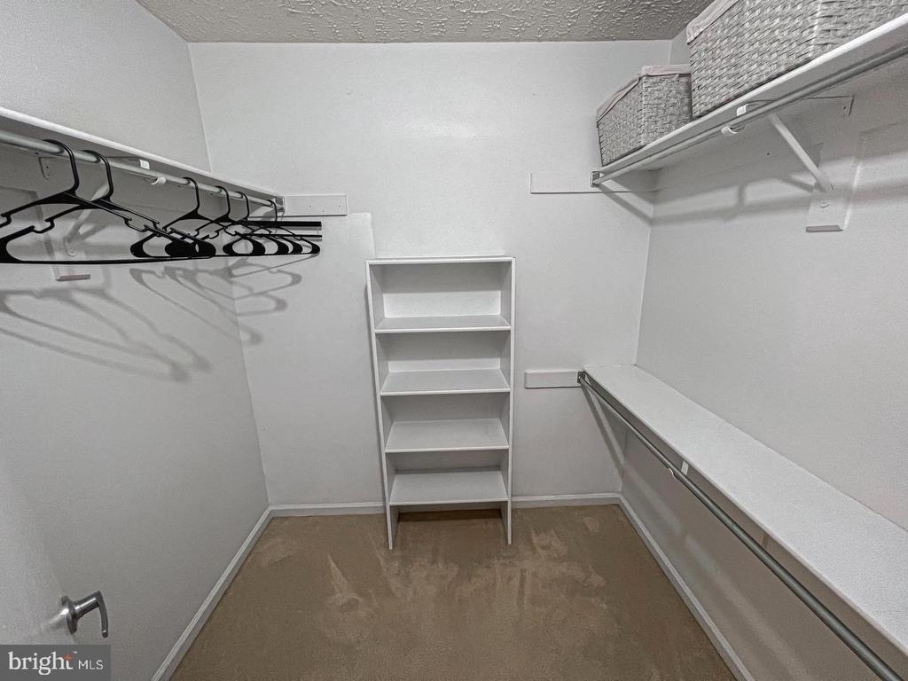 2239 Hunters Run Drive - Photo 24