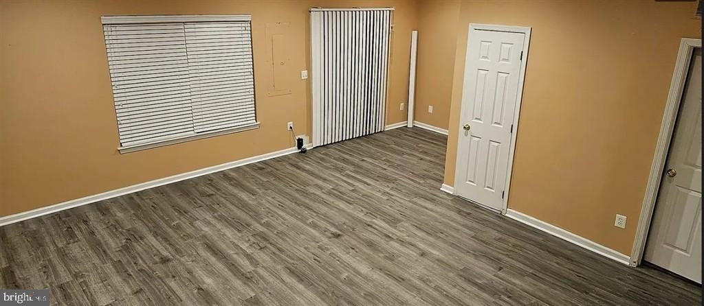 4130 Leclair Court - Photo 5