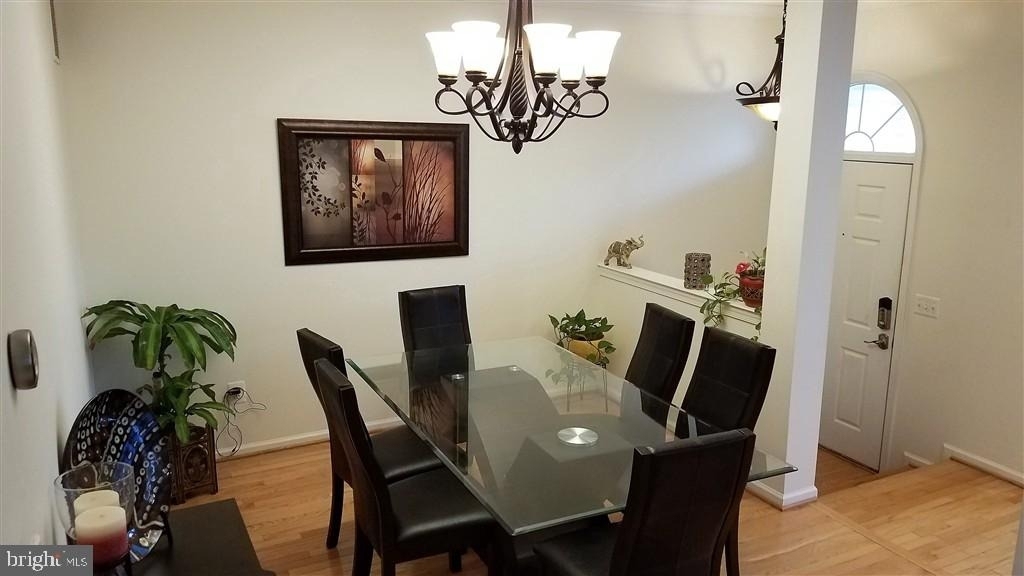 4130 Leclair Court - Photo 2
