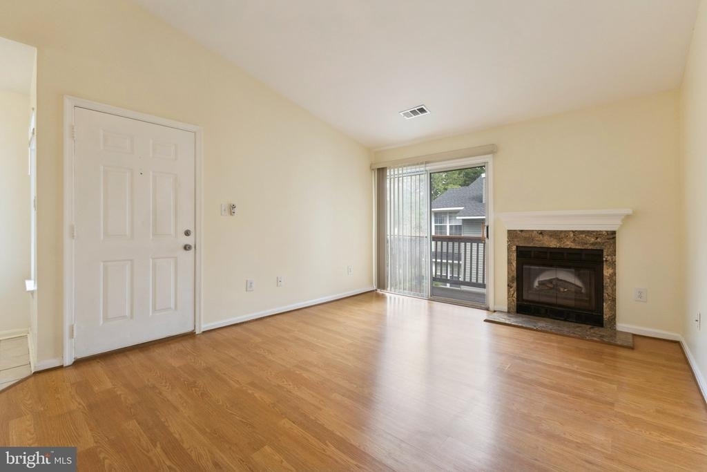 8633 Beekman Place - Photo 11