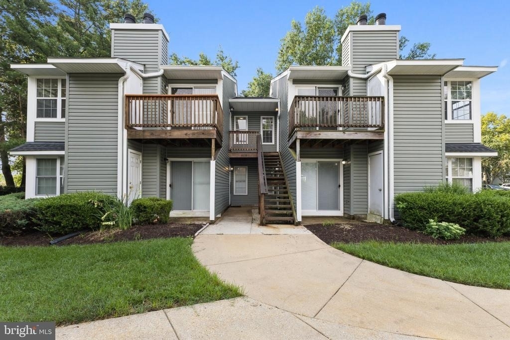 8633 Beekman Place - Photo 0