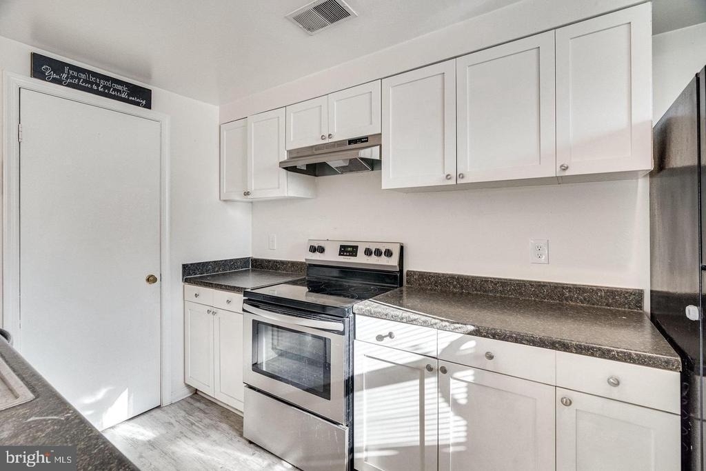 4418 Pembrook Village Drive - Photo 8