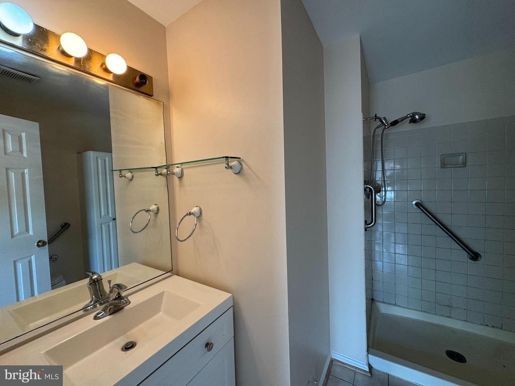 12302 Sleepy Lake Court - Photo 15