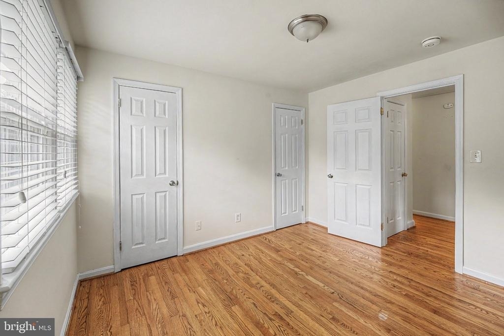 10708 Norman Avenue - Photo 9