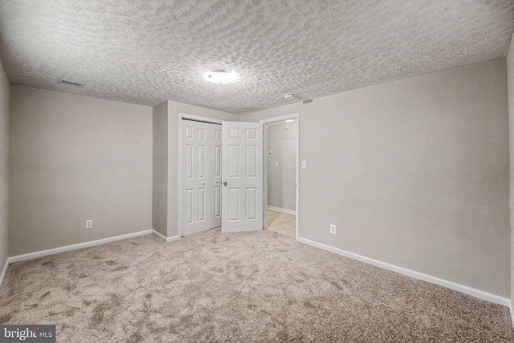 10708 Norman Avenue - Photo 19
